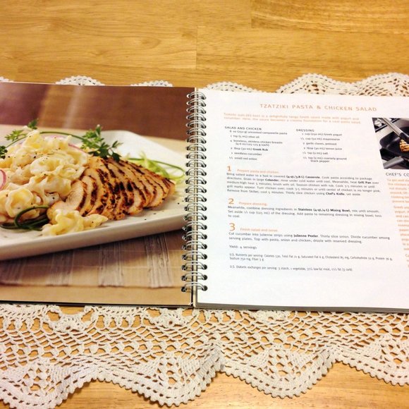 Pampered Chef 29 Minutes to Dinner Vol 2 - Picture 6 of 9